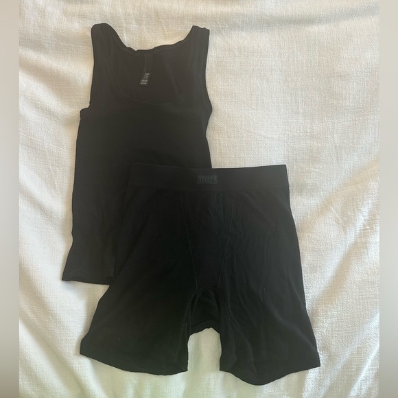 Skims Soft Lounge Tank & Boxer Set - Picture 4 of 5